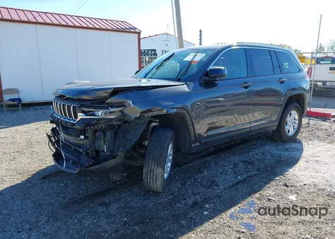 2023 Jeep Grand Cherokee Laredo 4X4 z USA, uszkodzony, nr VIN 1C4RJHAG2PC621845